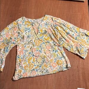 Ivy Jane Blushing BoHo Floral Top with Ruffle Sleeves Sz XS